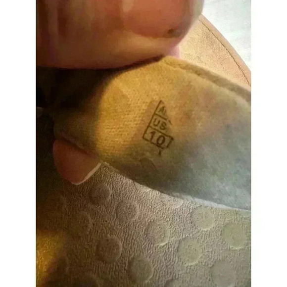 Vionic Women's Thong Sandals Size 10 Leather Metallic Gold Comfort Arch Support - Picture 9 of 9